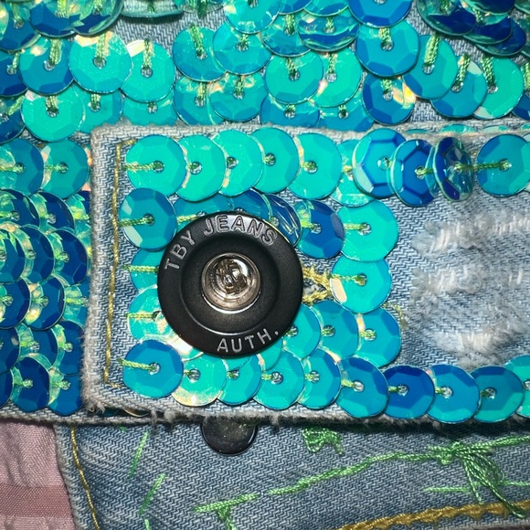 SEQUIN EMBROIDERED DENIM JACKET DEMI X FREE PEOPLE - Picture 6 of 8